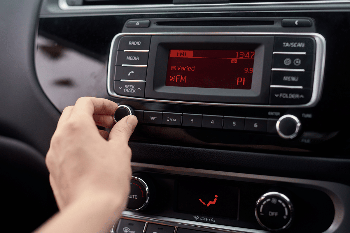 Savoir si un poste radio est compatible avec sa voiture