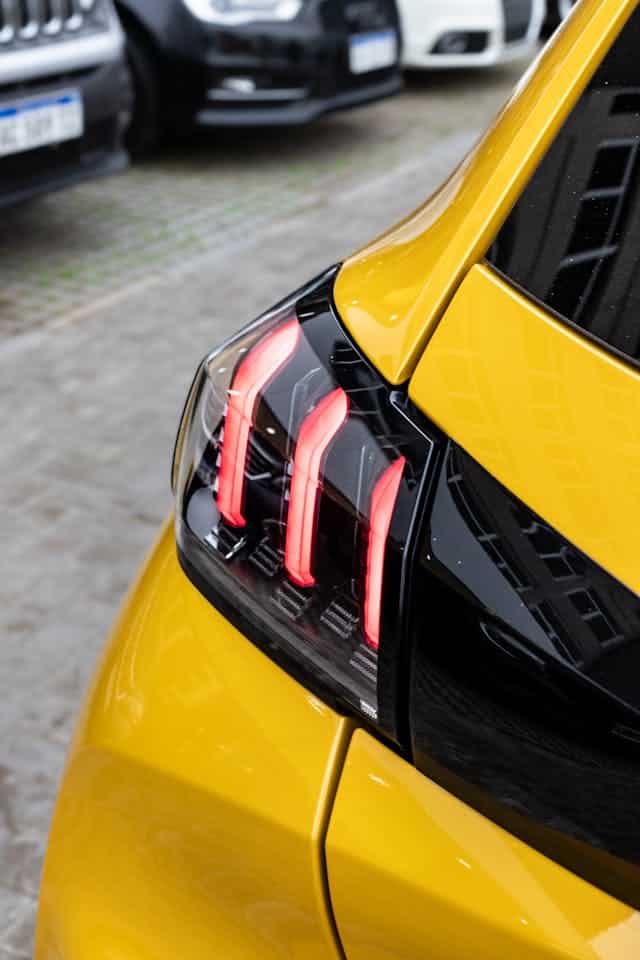 câble de recharge pour la Peugeot 208 électrique